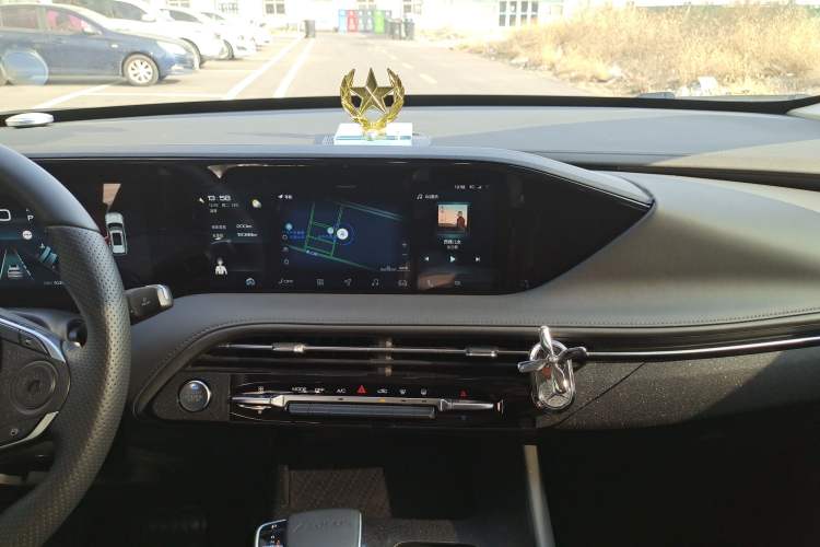 Used Dongfeng Aeolus Huge 2022 Mach Power 1.5T DareDrive Edition · Smart
