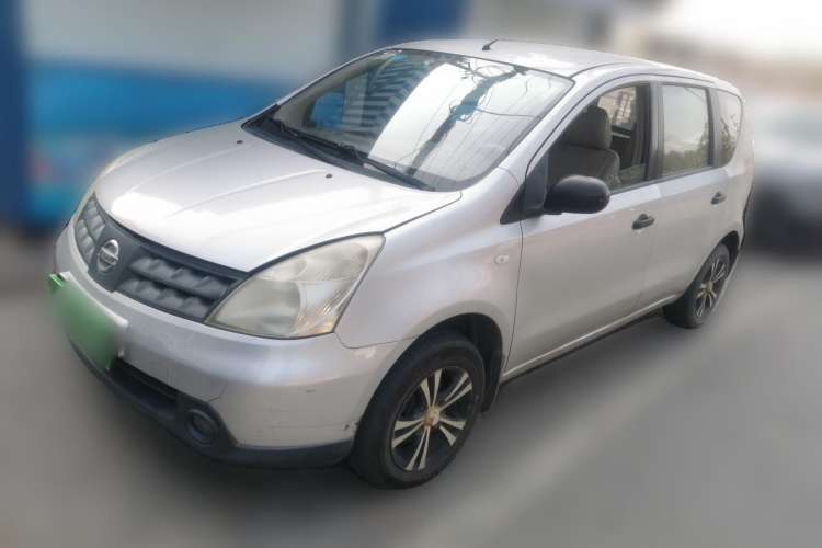 Used Nissan Livina 2009 1.6L Manual All-Around Model