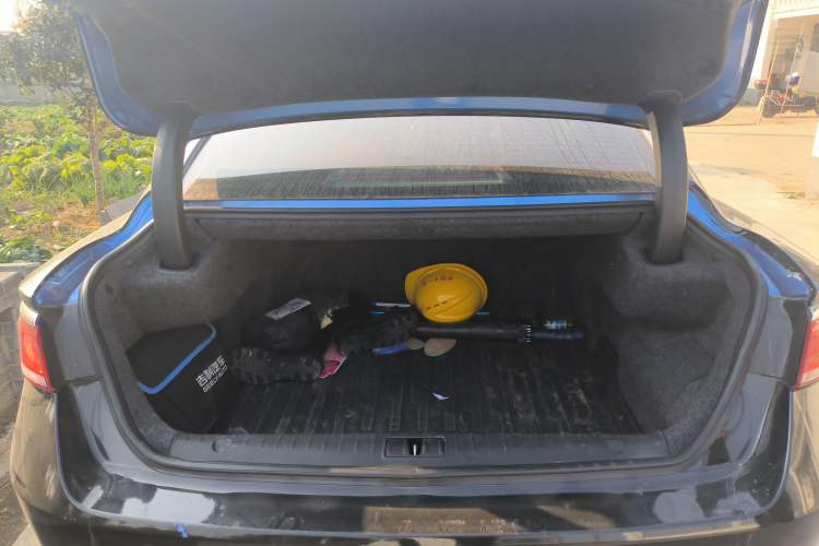 Used Geely Auto Emgrand GT New Energy 2018 1.5T PHEV Yao Ling Edition Trunk