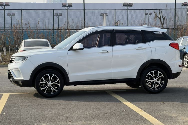 Used Yema Bojun 2019 Performance Version 1.5T CVT Lingdong Model
