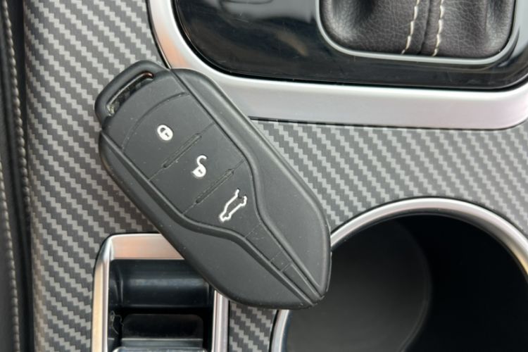 Used Yema Bojun 2019 Performance Version 1.5T CVT Lingdong Model
