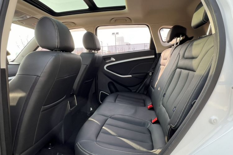 Used Yema Bojun 2019 Performance Version 1.5T CVT Lingdong Model
