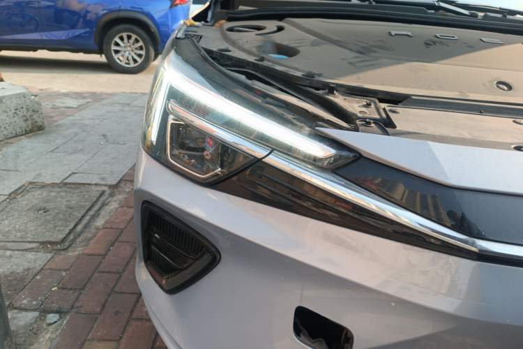 Used Rising ER6 2020 620 km Smart Edition
