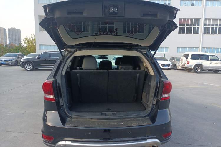 Used Dodge Journey 2016 2.4L Two-Wheel-Drive Touring Edition
