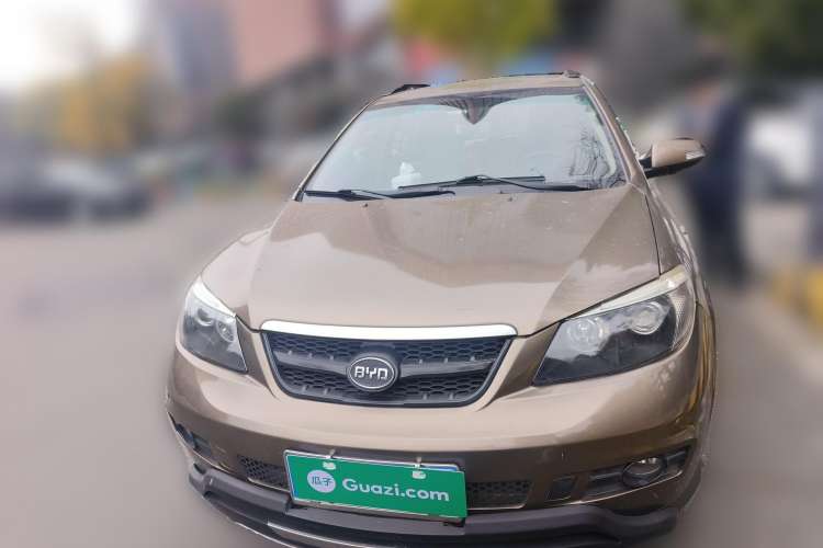 Used BYD S6 2013 Jingyue Edition 2.0L Manual Luxury Model 5 Seats
