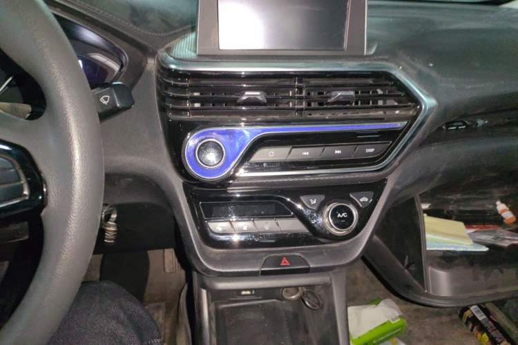 Used Changan Alsvin 2018 1.4L Manual Comfort Model China V Standard