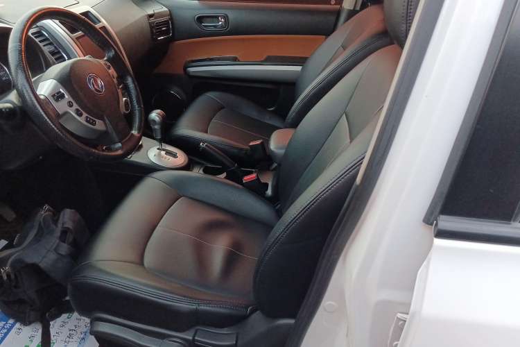 Used Dongfeng Fengdu MX6 2016 2.0L CVT All-Wheel-Drive Versatile Edition
