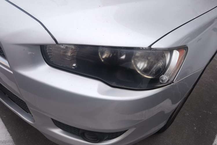 Used Mitsubishi Lancer EX 2011 Fashion Edition 1.8L Manual Smart Type
