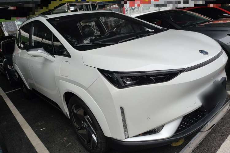 Used Hycan Z03 2022 510 km Range Trendy Cool Version 160 kW 61.13 kWh
