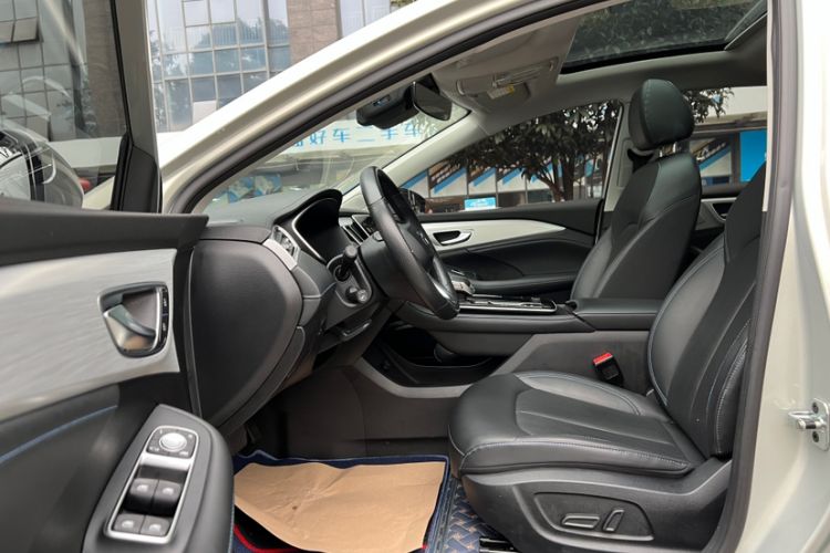 Used Rising ER6 2021 New Dynamic Edition 620km Smart Enjoyment Version
