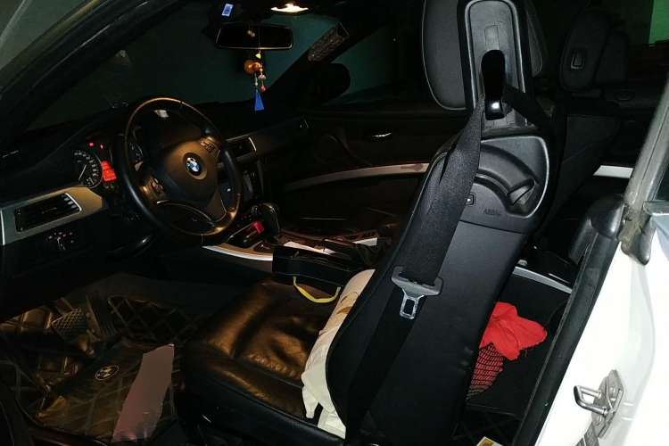 Used BMW 3 Series 2011 325i Convertible Coupe
