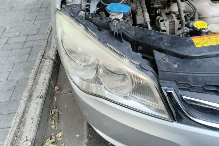 Used Roewe 350 2010 350C 1.5L Automatic Xunyi Edition
