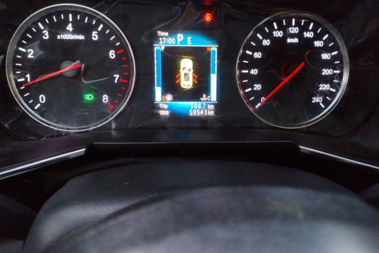 Used Zotye T600 2019 1.5T Automatic Luxury Edition Odometer Close Up