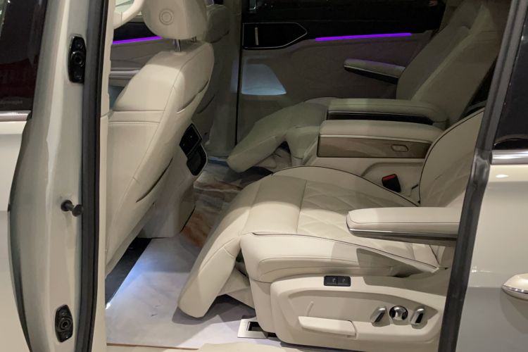 Used Volkswagen Viloran 2022 380TSI Prestige Edition