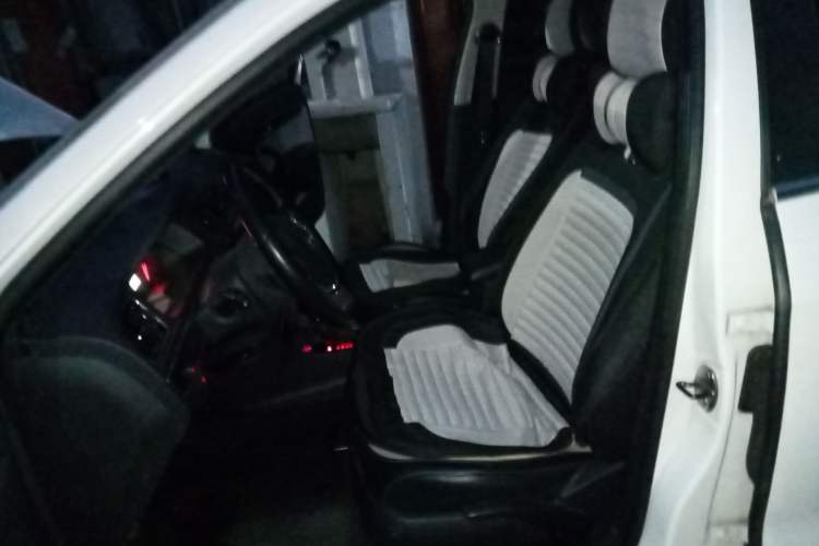 Used Volkswagen Cross Lavida 2014 1.4TSI DSG Left Front Seat