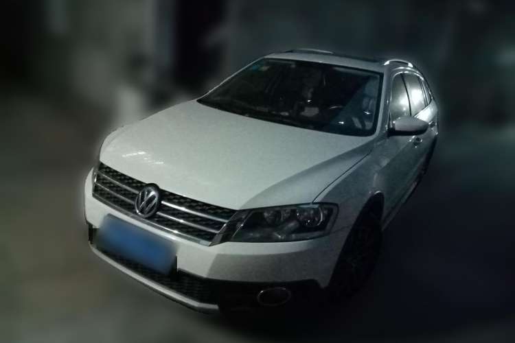 Used Volkswagen Cross Lavida 2014 1.4TSI DSG