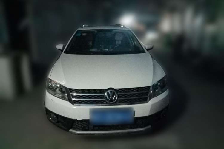 Used Volkswagen Cross Lavida 2014 1.4TSI DSG Front