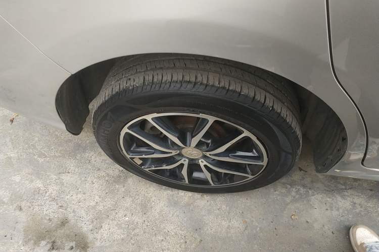 Used BYD Song MAX 2017 1.5T Automatic Smart Connect Elite 7-Seater
