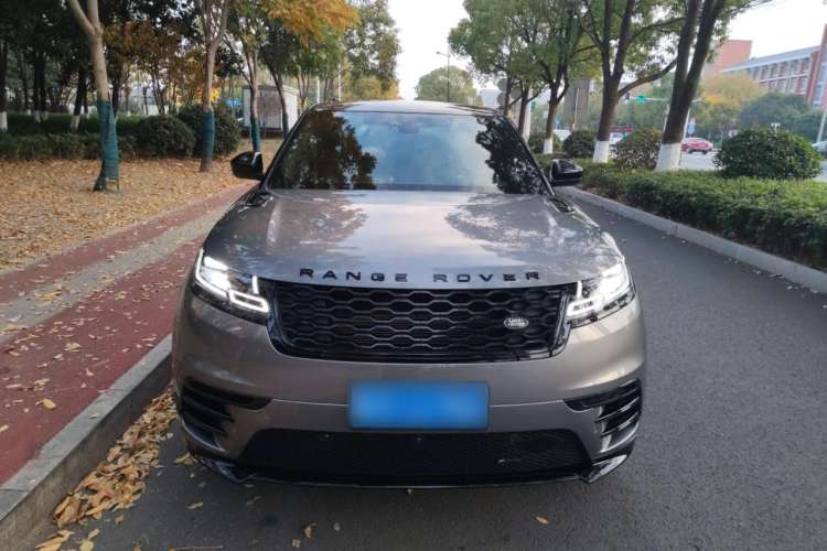 Used Land Rover Range Rover Velar 2023 250 PS Ebony Black Limited Edition
