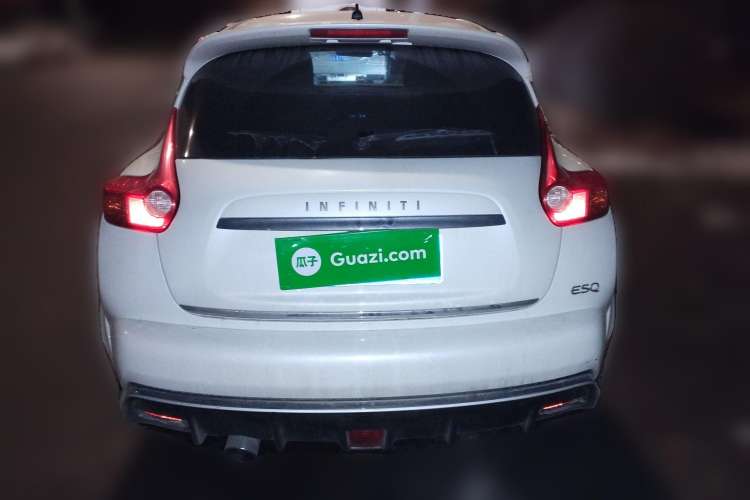 Used Infiniti ESQ 2014 1.6L Spontaneous Edition Rear