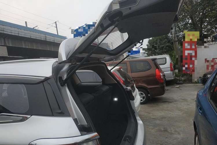 Used BYD Song MAX 2017 1.5T Automatic Smart Connect Elite 7-Seater
