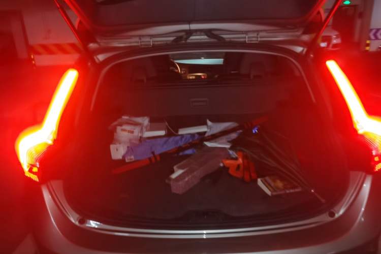 Used Volvo V60 2013 T5 Comfort Edition