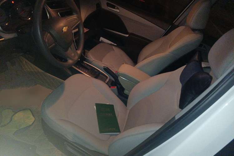 Used Chevrolet Lova RV 2016 1.5L Automatic Comfort Edition Left Front Seat