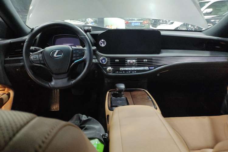 Used Lexus LS 2021 500h Excellence Edition