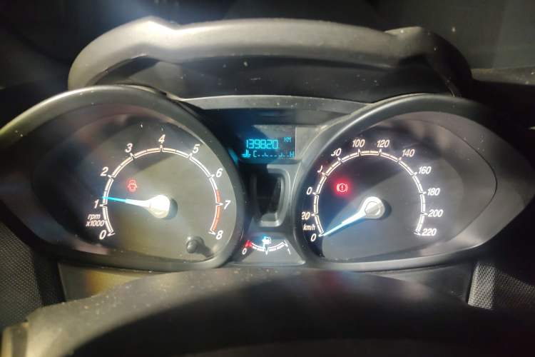 Used Ford Fiesta 2013 Sedan 1.5L Manual Fashion Edition
