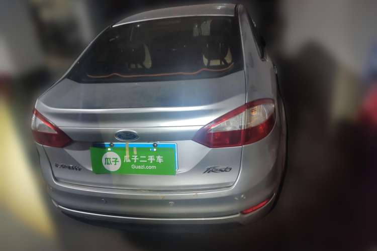 Used Ford Fiesta 2013 Sedan 1.5L Manual Fashion Edition
