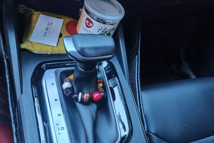 Used Geely Auto Emgrand S 2021 1.4T CVT Prestige Edition Gear Lever