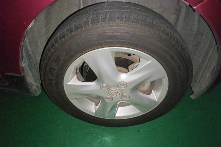 Used Toyota Yaris 2008 1.6G Automatic Deluxe Smart Edition Right Front Wheel Hub