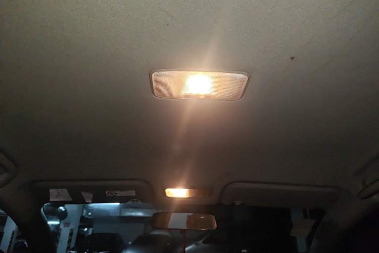 Used Toyota Yaris 2008 1.6G Automatic Deluxe Smart Edition Headliner