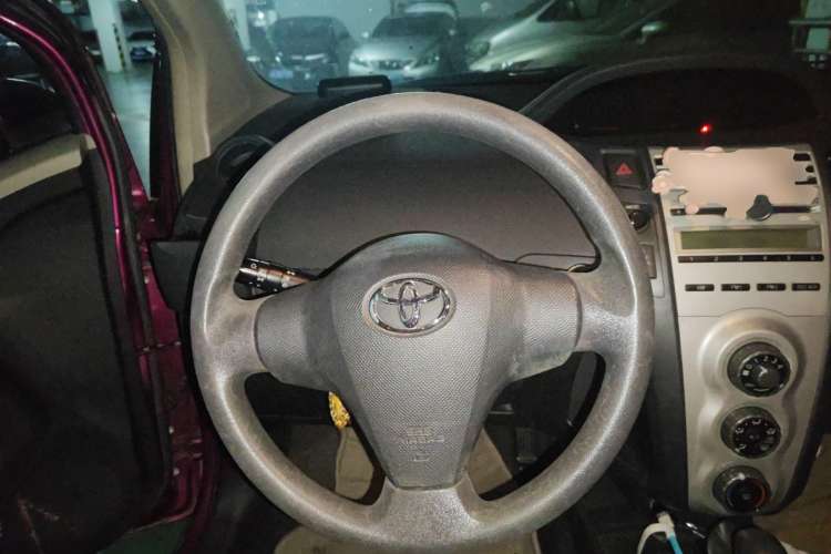 Used Toyota Yaris 2008 1.6G Automatic Deluxe Smart Edition Steering Wheel