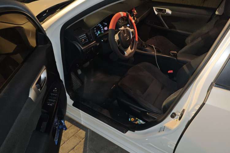 Used Lexus CT 2013 CT200h Comfort Edition
