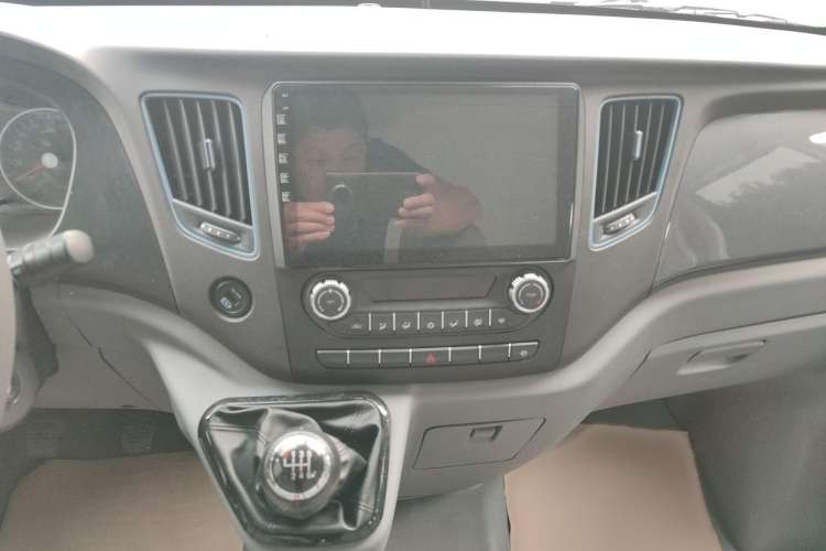 Used Foton Toano 2021 2.0T Manual Tongtu Short Wheelbase Flat Roof 5/6-Seater 4F20TC3
