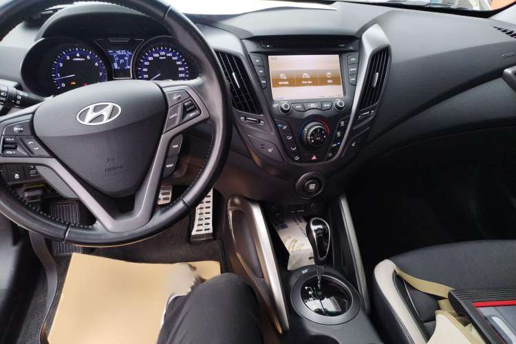 Used Hyundai Veloster 2012 1.6T Automatic Luxury Edition