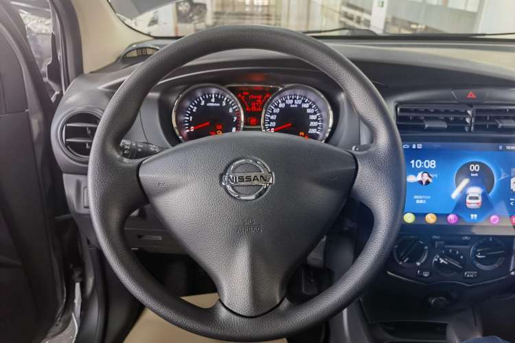 Used Nissan Livina 2015 1.6XE CVT Comfort Edition Steering Wheel