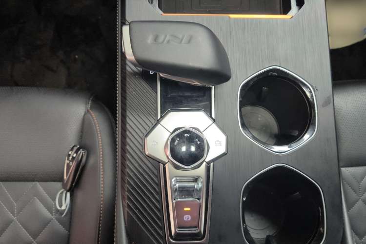 Used Changan UNI-K iDD 2022 Blue Whale iDD 130km 1.5T Prestige Model