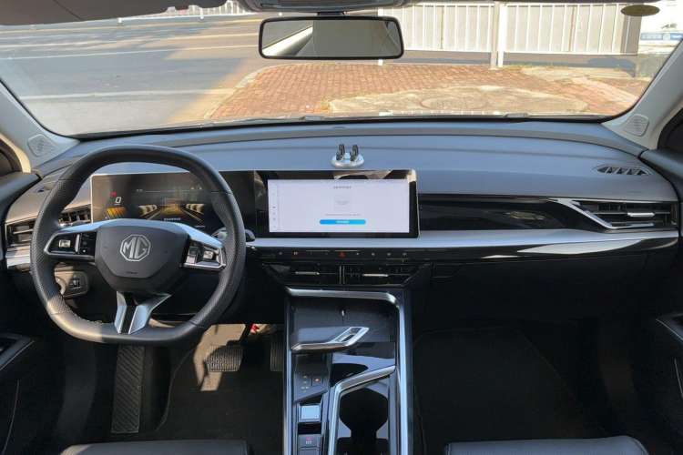 Used MG 5 Scorpio 2022 1.5T Luxury Edition