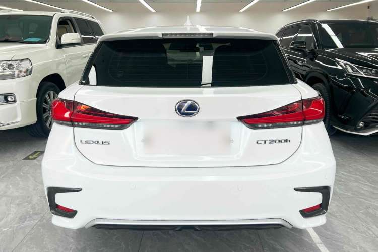 Used Lexus CT 2017 CT200h Elite Edition Solid Color China V Standard