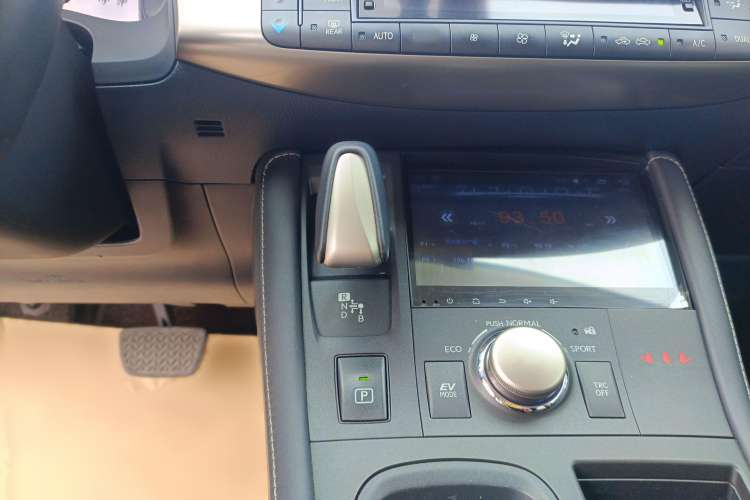 Used Lexus CT 2017 CT200h Elite Edition Solid Color China V Standard