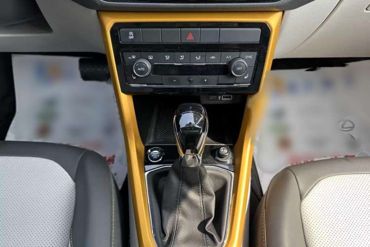 Used Volkswagen T-Cross 2023 280TSI DSG Luxury Edition
