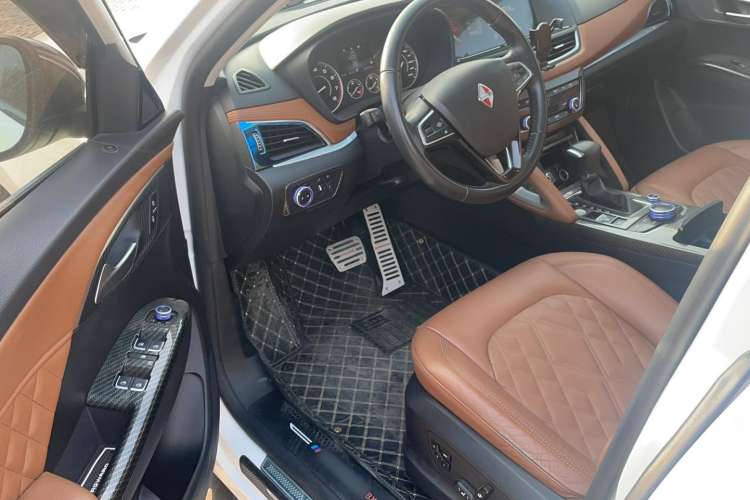 Used BORGWARD BX7 2016 28T Four-Wheel Drive Flagship Version 5 Seats
