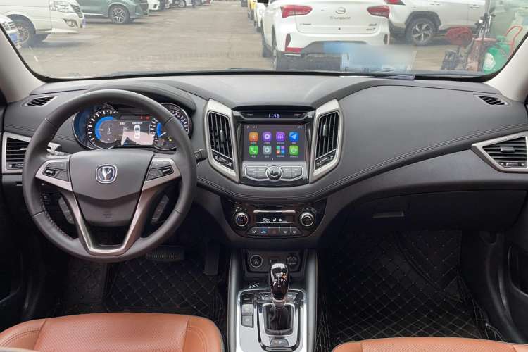 Used CHANGAN Eado New Energy 2018 1.0T PHEV Navigation Model Center Console