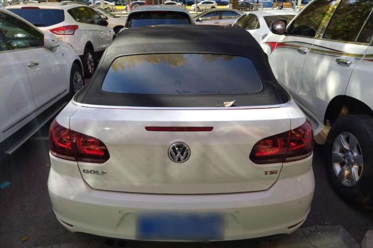 Used Volkswagen Golf 2012 1.4TSI Luxury Convertible Edition
