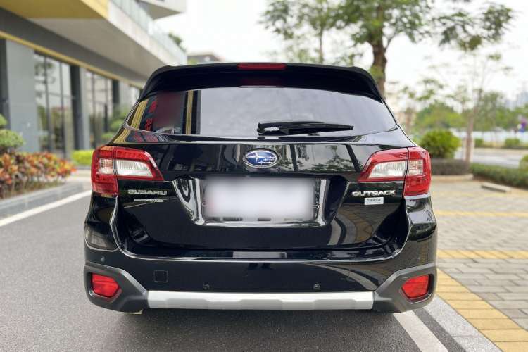 Used Subaru Outback 2018 2.5i Sport Navigation Edition with EyeSight
