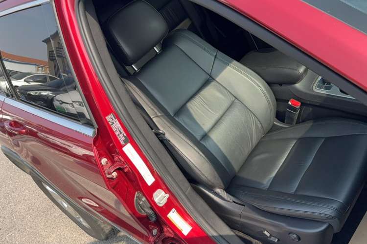 Used Jeep Grand Cherokee 2011 Revised Version 3.6L Comfort Edition
