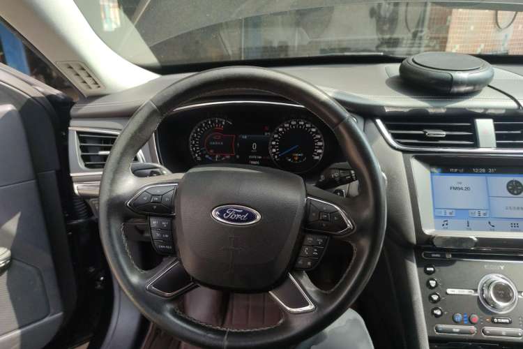 Used Ford Taurus 2018 EcoBoost 245 Premier Edition China VI Standard