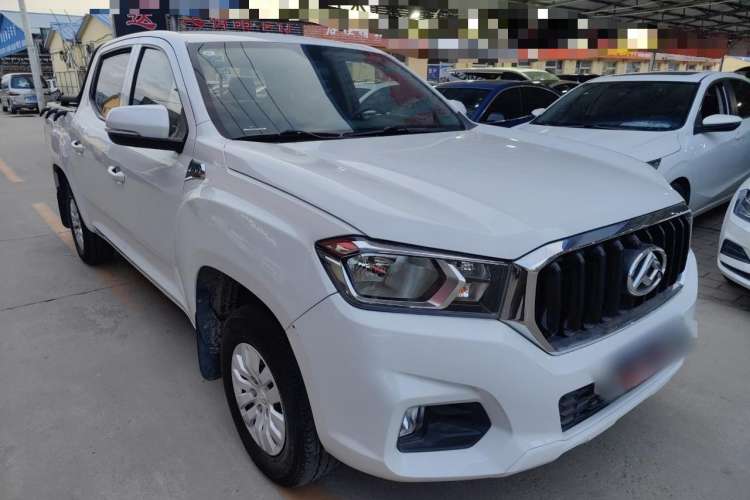 Used SAIC MAXUS T60 2017 2.4L Gasoline Manual Transmission Two-Wheel Drive Low-Profile Comfort Edition Standard Cabin
